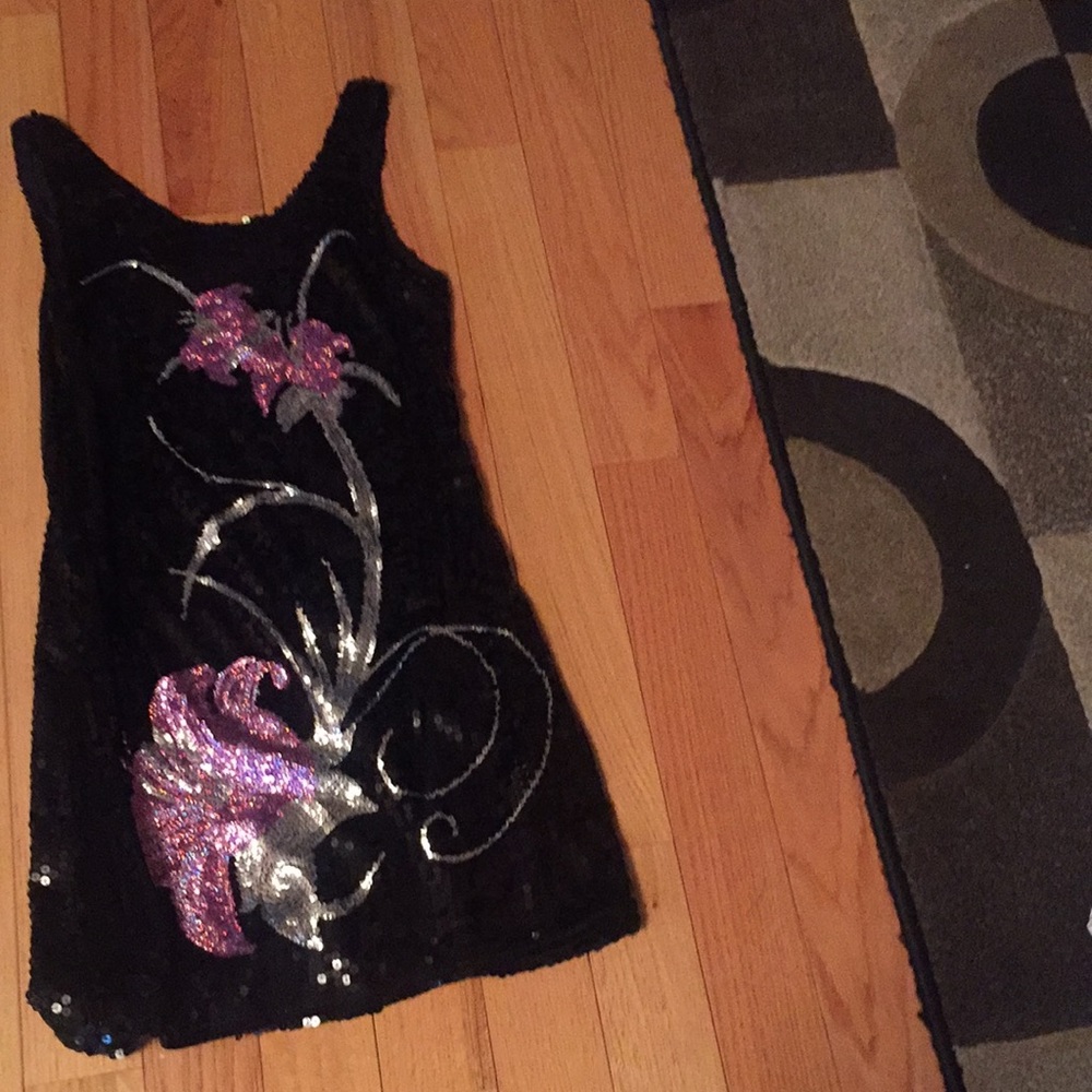 a black sequence dress